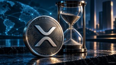 تصویر مفهومی XRP و ساعت شنی برای تأخیر اصلاحیه شبکه