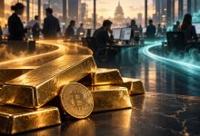 نمای مفهومی طلا و بیت‌کوین در برابر داده‌های بازار کار آمریکا